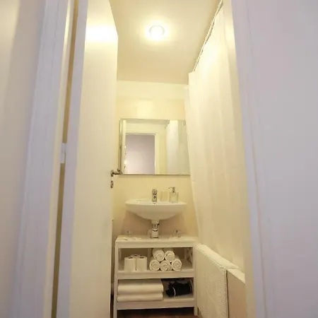 Parisseine Odeon St.michel Apartment